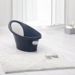 Baignoire Bébé Ergonomique Bleu Nuit 5 Baignoire Bébé Ergonomique Bleu Nuit -Djeco Magasin baignoire bebe ergonomique bleu nuit 3