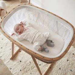 Berceau à Bascule Kumi Mesh Hazelnut 13 Berceau à Bascule Kumi Mesh Hazelnut -Djeco Magasin berceau a bascule kumi mesh hazelnut 6