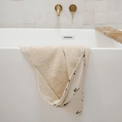 Cape De Bain Colette Oie (80 X 80 Cm) 2 Cape De Bain Colette Oie (80 X 80 Cm) – Image 2