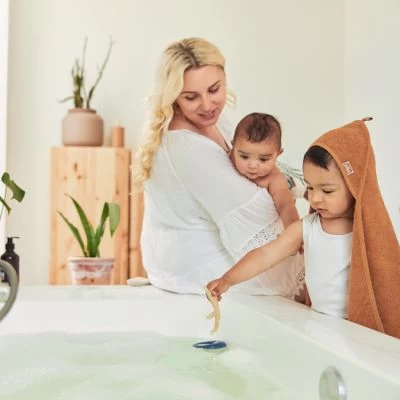 Jollein Cape De Bain En éponge De Coton Caramel (75 X 75 Cm) 2 Jollein Cape De Bain En éponge De Coton Caramel (75 X 75 Cm) – Image 2