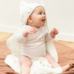 Childhome Cape De Bain + Gant En Mousseline Teddy Beige (80 X 80 Cm) 11 Childhome Cape De Bain + Gant En Mousseline Teddy Beige (80 X 80 Cm) -Djeco Magasin cape de bain gant en mousseline teddy beige 80 x 80 cm 5