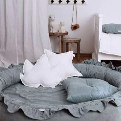 Coussin Feuille D'érable Blanc (43 Cm) -Djeco Magasin coussin feuille d erable blanc 43 cm 7