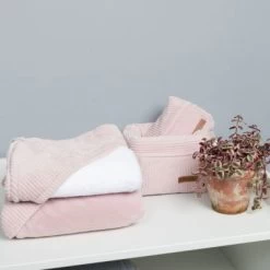 Couverture Enveloppante Sense Rose (75 X 75 Cm) -Djeco Magasin couverture enveloppante sense rose 75 x 75 cm 3