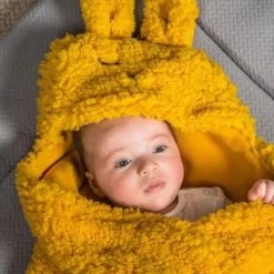 Jollein Couverture Nomade Bunny Moutarde (100 X 105 Cm) -Djeco Magasin couverture nomade bunny moutarde 100 x 105 cm 5