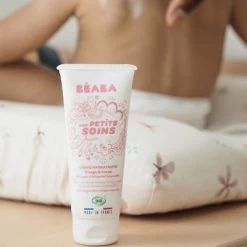 Beaba Crème Hydratante Visage Et Corps à L'huile D'amande Douce Bio (100 Ml) -Djeco Magasin creme hydratante visage et corps a l huile d amande douce bio 100 ml 6