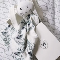 Doudou Lapin Edgar Monceau -Djeco Magasin doudou lapin edgar monceau 7