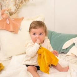 Kaloo Doudou Plat Lapinoo Crème -Djeco Magasin doudou plat lapinoo creme 5