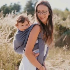 Echarpe De Portage Tissée En Coton Bio Bleu Cobalt (4,60 M) 8 Echarpe De Portage Tissée En Coton Bio Bleu Cobalt (4,60 M) -Djeco Magasin echarpe de portage tissee en coton bio bleu cobalt 4 60 m 3