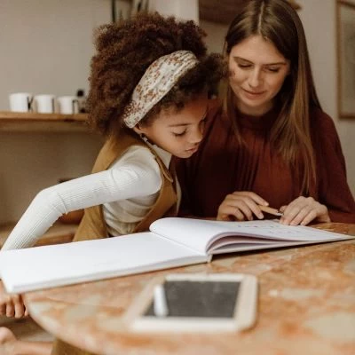 Livre Souvenirs D'école En Lin (8 Périodes Scolaires) 2 Livre Souvenirs D'école En Lin (8 Périodes Scolaires) – Image 2