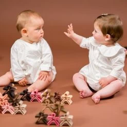 Lot De 12 Personnages En Silicone Diversity -Djeco Magasin lot de 12 personnages en silicone diversity 3