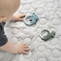 Done By Deer Lot De 2 Anneaux De Dentition Deer Friends Vert Et Bleu -Djeco Magasin lot de 2 anneaux de dentition deer friends vert et bleu 6