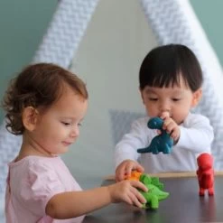 Plan Toys Lot De 4 Figurines Dinosaures -Djeco Magasin lot de 4 figurines dinosaures 3