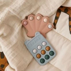 Liewood Pop It En Silicone Anne Sea Shell Pale Tuscany -Djeco Magasin pop it en silicone anne sea shell pale tuscany 4