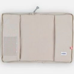 Protège Carnet De Santé Tiga La Girafe TSO -Djeco Magasin protege carnet de sante tiga la girafe tso 3