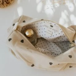 Trousse De Toilette Vic Cœur Sable -Djeco Magasin trousse de toilette vic coeur sable 3